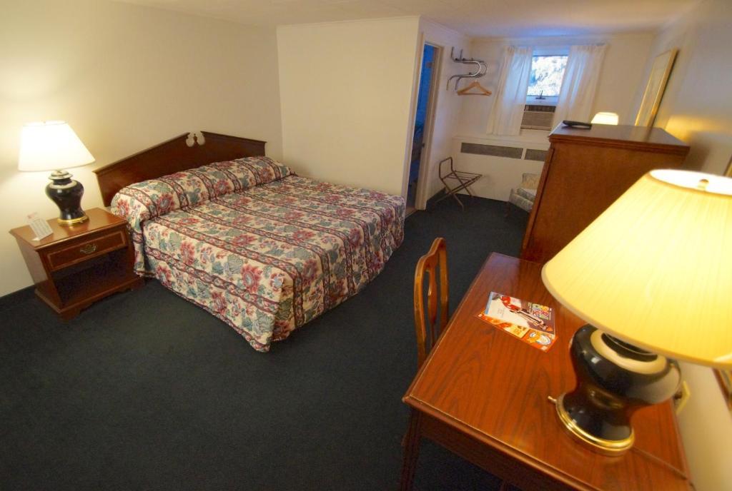 Birds Nest Motel Сканителс Номер фото